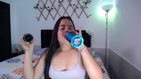 Valeria  online show from December 4, 11:59 pm