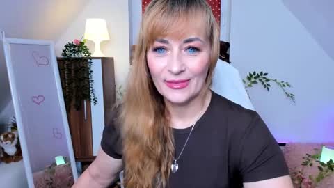 Milana - on air every day except Wednesday from 9 pm to 4 am European time online show from September 30, 8:35 pm