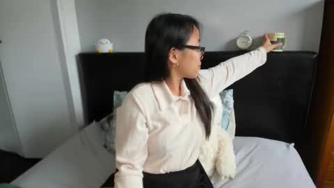 Gigi Chu  online show from October 8, 2:21 pm