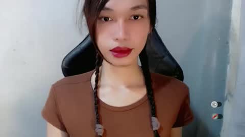 Celine online show from October 5, 7:35 am