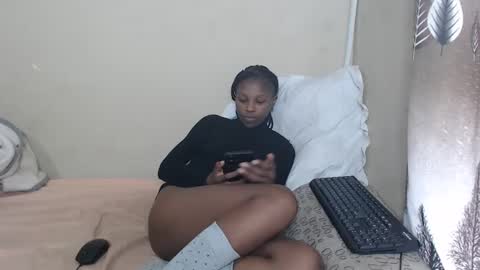 nawtylarissa_ online show from November 18, 12:17 pm