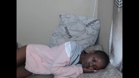 nawtylarissa_ online show from October 16, 2:52 pm