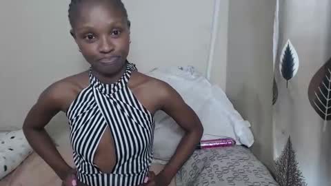 nawtylarissa_ online show from September 10, 6:19 pm