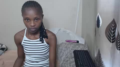 nawtylarissa_ online show from September 26, 2:36 pm