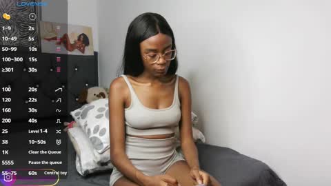 Vane broadcast 6 pm to 1 am Colombia time online show from January 29, 12:54 am