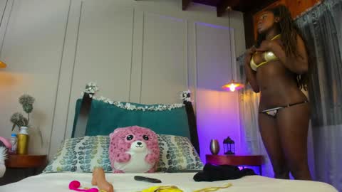 Nayah Williams  - OnlyFans  online show from December 4, 1:14 am