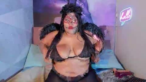 nayara_hinny online show from October 31, 10:03 pm