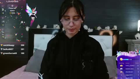 Naye  online show from February 19, 2:01 pm