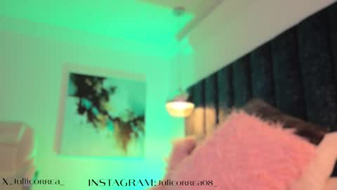 Juli  online show from September 29, 1:16 pm