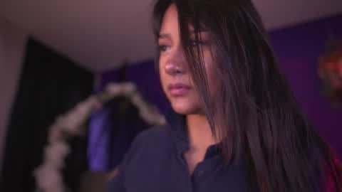 Nefertari online show from November 12, 11:41 am