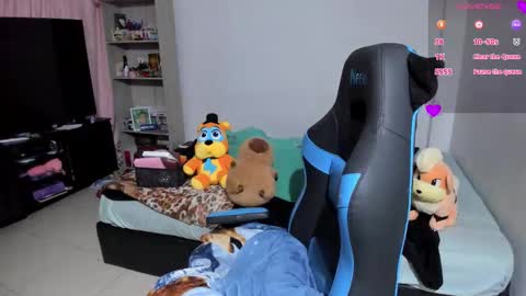 Geek Nicole    im Neeko UwU online show from October 15, 5:26 pm