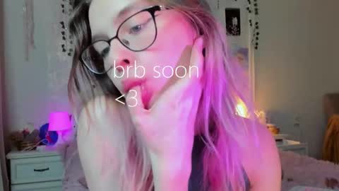 neko_kitsune online show from November 15, 6:20 pm