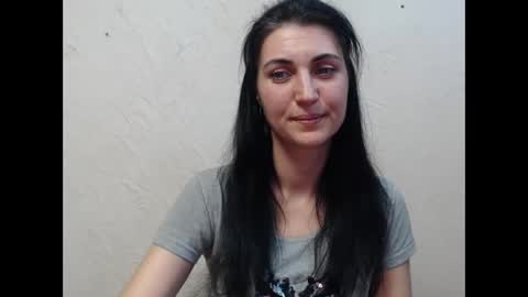 Nensy online show from March 10, 3:41 pm