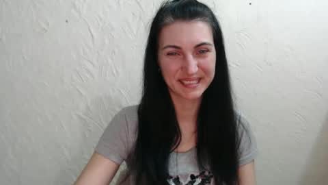 Nensy online show from March 8, 7:29 pm