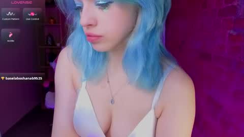 Monica online show from June 4, 2:32 pm