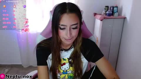 Neptu noxx online show from February 21, 8:49 pm