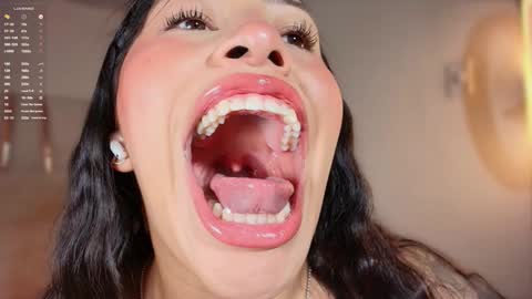 Helena    Every Friday new video for my fan club loves  online show from December 7, 1:14 am