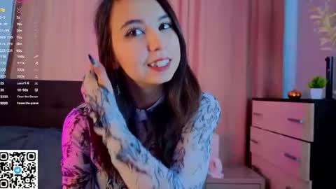 Emily online show from June 18, 3:06 pm