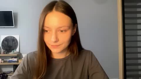 Agne online show from November 20, 2:18 pm