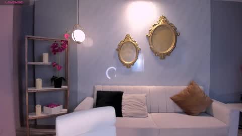 SQUIRTER DOLL    online show from September 11, 7:47 pm