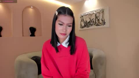 Call me Nia  online show from October 29, 7:38 pm