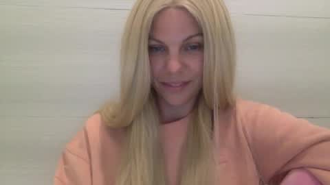 Amber online show from October 31, 1:29 am