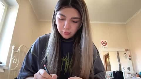 Anna online show from March 12, 12:30 pm