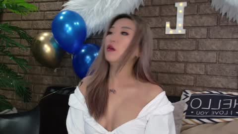 Nicky online show from December 11, 11:41 am