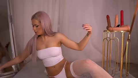 Nicky online show from September 14, 5:55 pm