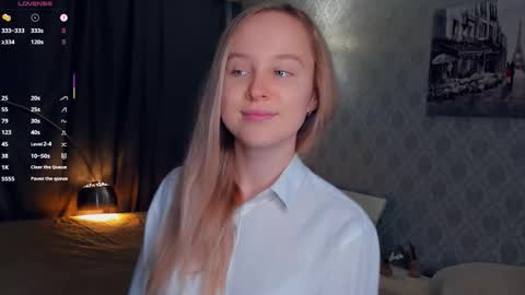 Nicoletta online show from November 4, 7:08 pm