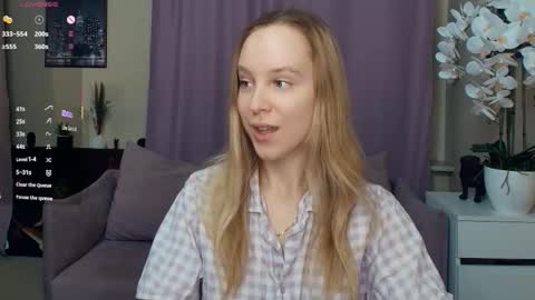 Nicoletta online show from March 4, 7:42 pm