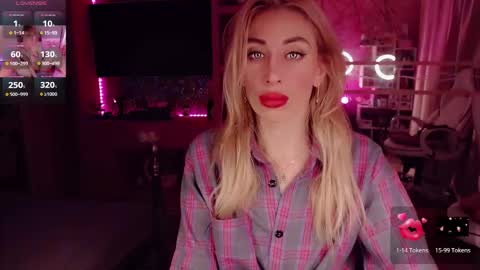 Nicole online show from September 25, 5:55 pm