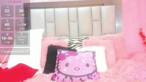 nicole_rosales online show from October 3, 1:33 am