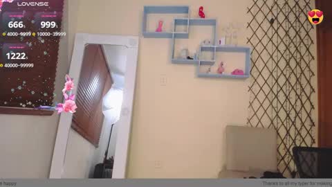 Nicole Santana online show from September 13, 11:46 pm