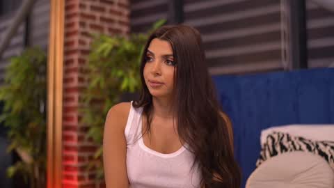 Nicole online show from September 17, 5:11 pm