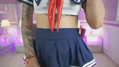 Nicole Crawft online show from October 11, 8:55 pm