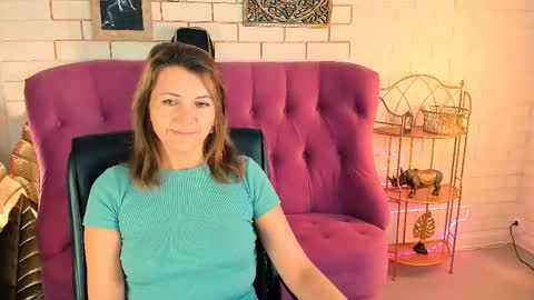 nicolehits online show from September 26, 9:40 am