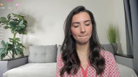 Dua Lipa online show from January 30, 1:09 pm