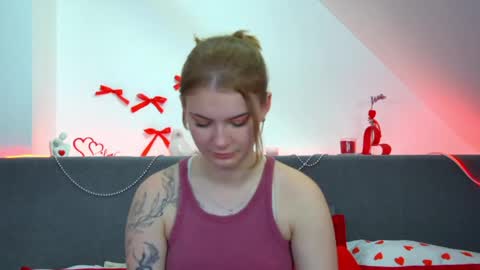 NicoleNorton online show from June 3, 6:36 am