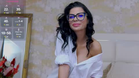 NicoleSmyth online show from November 28, 10:35 pm