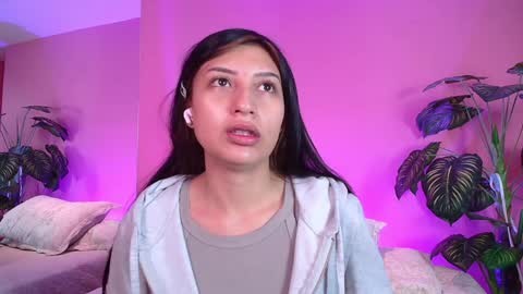 Nicol  online show from December 7, 11:51 am