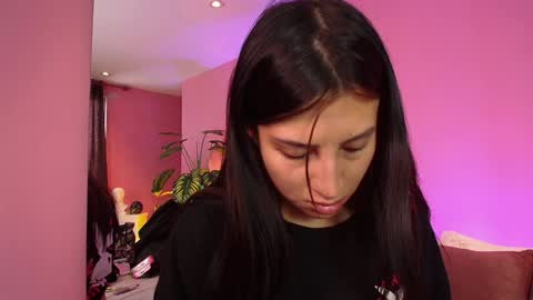 Nicol  online show from December 5, 1:49 pm