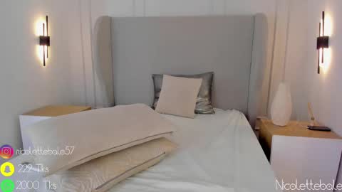 Nicole online show from February 12, 5:16 pm