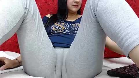 NICOLLE online show from November 18, 11:37 pm