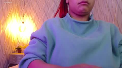 Nicolle Miley online show from February 4, 3:11 am