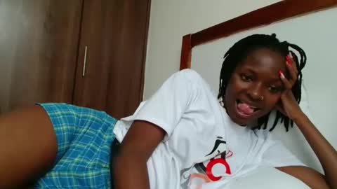 nightnurse2030 online show from October 24, 8:32 am