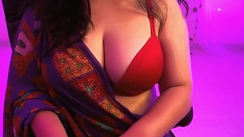 nightqueen107446 online show from March 10, 5:00 am