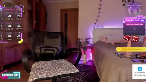 Lana online show from April 9, 1:27 pm