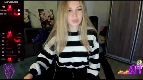 nigo_nika online show from October 19, 11:34 am