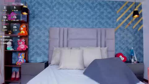 NiiaMoore online show from March 19, 8:46 pm